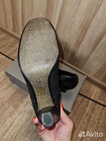 Туфли женские 38 размер черные новые