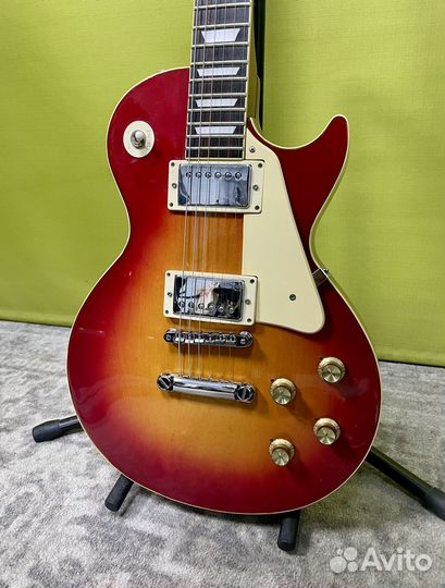 Электрогитара Yamaha Les Paul SL380 Japan