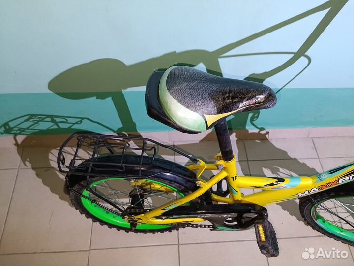 Детский велосипед 16