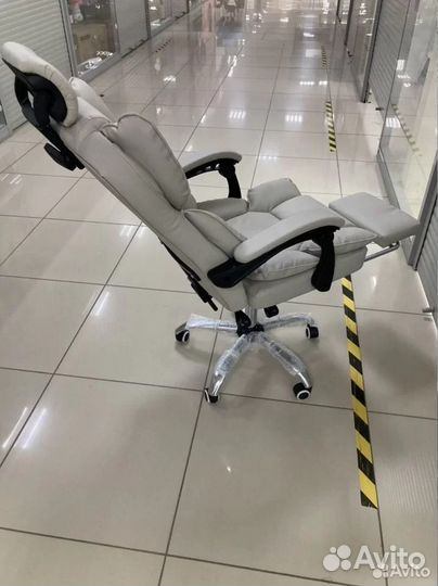 Компьютерное кресло офисное с функцией массажа