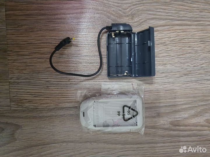 Телефон раскладушка BBK