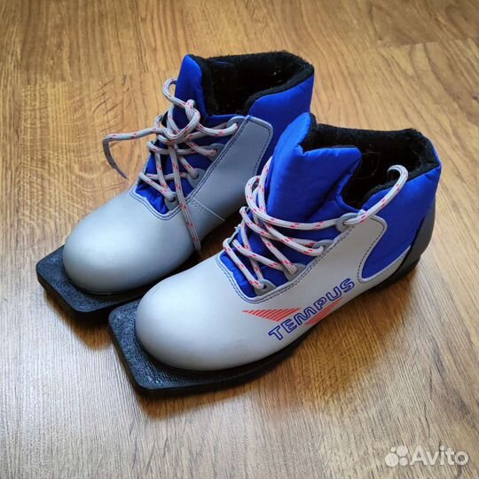 Лыжные ботинки 36 размер