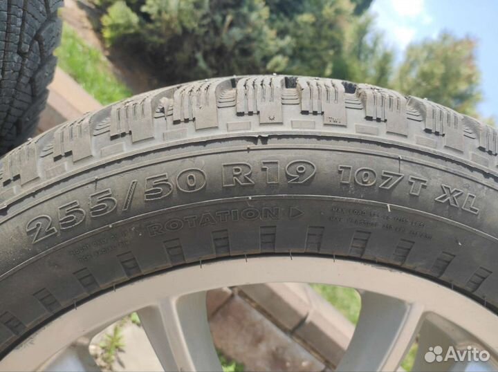 Nokian Tyres Hakkapeliitta SUV 5 255/50 R19