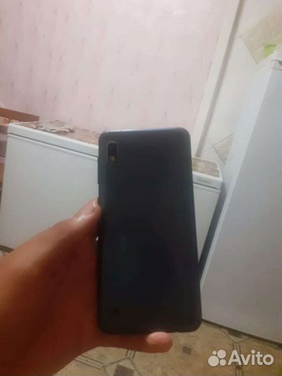 Samsung Galaxy A10, 2/32 ГБ
