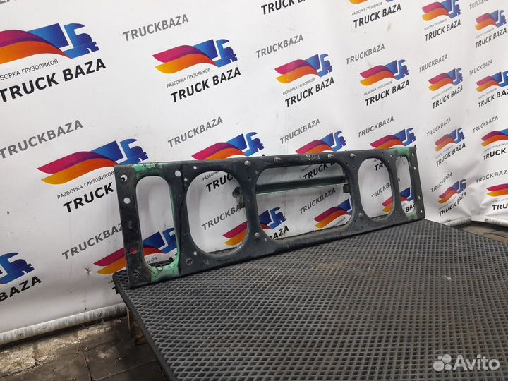 Кронштейн решетки радиатора Volvo FH, Volvo FM