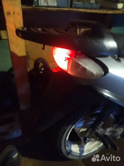 Скутер 150 кубов