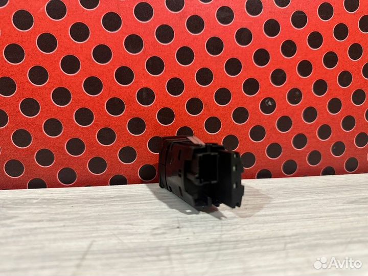 Кнопка аварийной сигнализации Bmw X3 G01 B48B20A