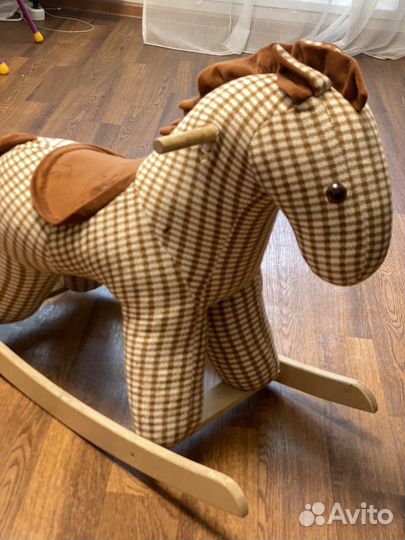 Качалка лошадь