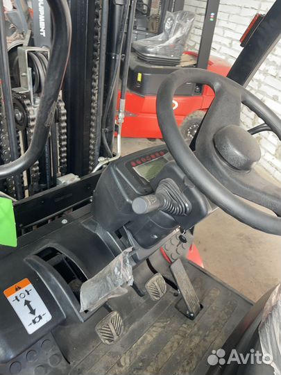 Вилочный погрузчик EP Equipment CPCD15, 2023