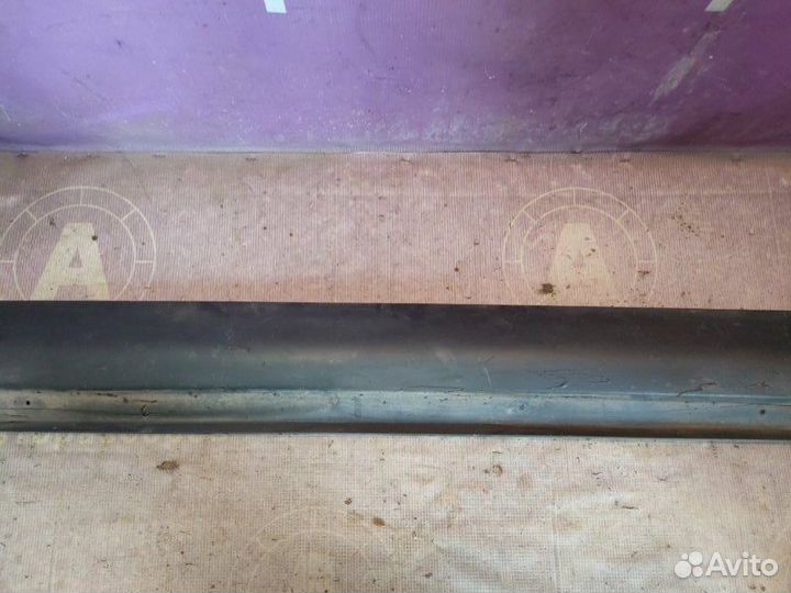 Накладка на порог наружная правая Mitsubishi