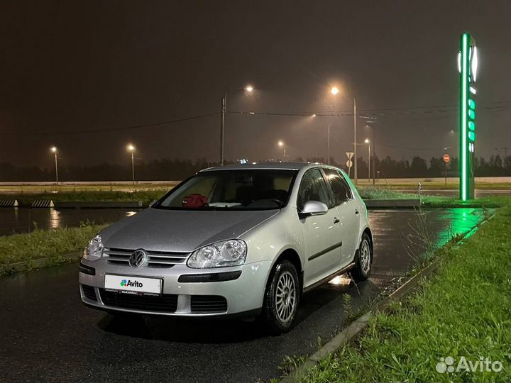 Volkswagen Golf 1.6 AT, 2005, 268 000 км
