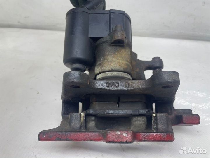 Суппорт задний правый Audi A6 C6 3.2 2006