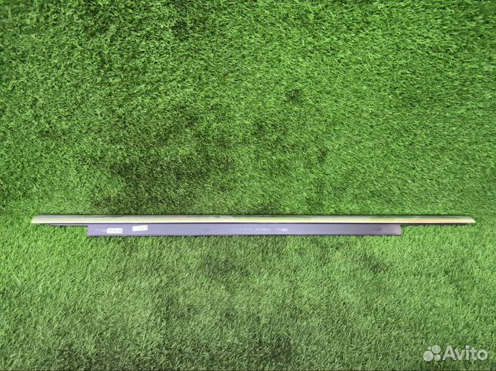 Молдинг стекла задний левый Audi A6 C7 4G cgwb