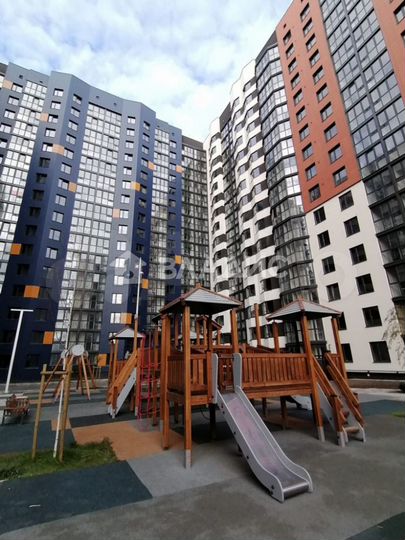 2-к. квартира, 56,1 м², 1/16 эт.