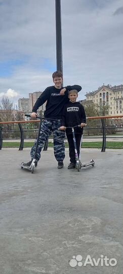 Тренер по трюковому самокату