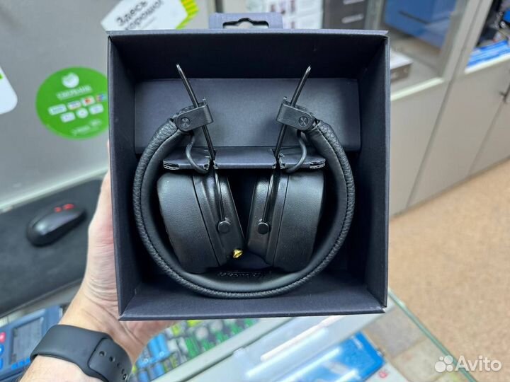 Беспроводные наушники Marshall Major IV Premium