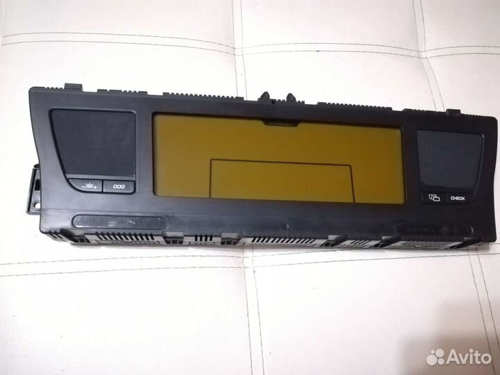 Приборная панель Пикассо