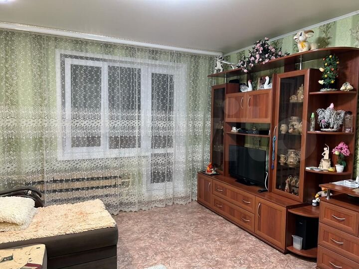 3-к. квартира, 72 м², 9/9 эт.