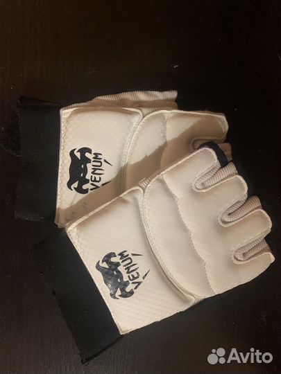 Перчатки (MMA) venum