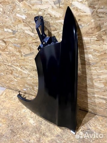 Крыло левое переднее Митсубиши Аутлендер 3