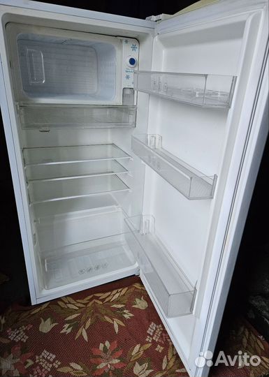 Холодильник бу маленький