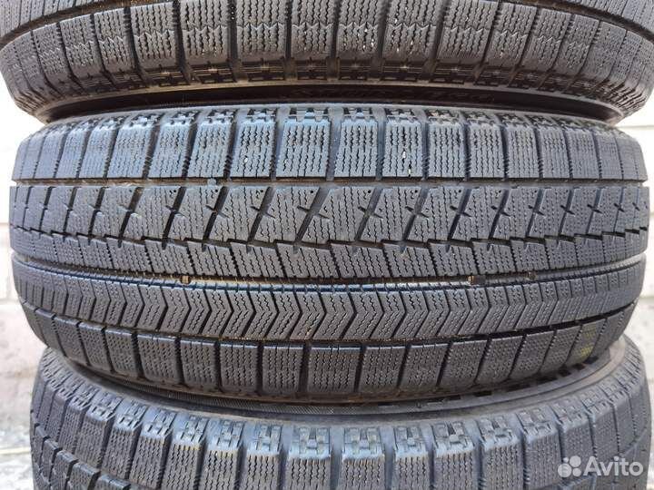 Bridgestone Blizzak VRX 185/60 R15 96U