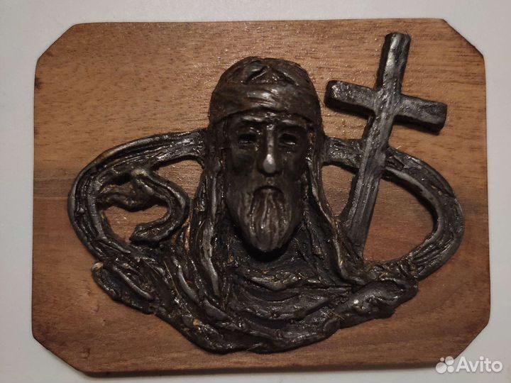 Барельеф. Металл. Литьë