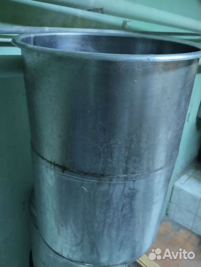 Ёмкость для вина и воды