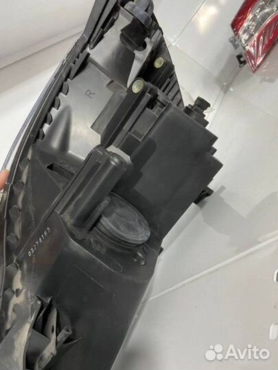 Фара левая Opel Zafira 2005