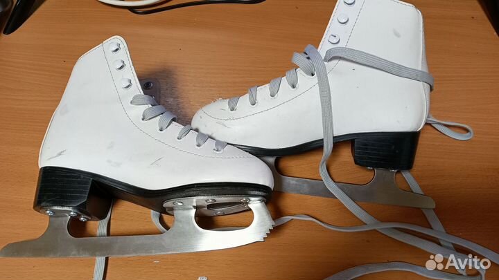 Коньки детские