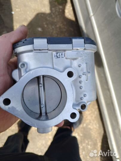 Дросельная заслонка niva