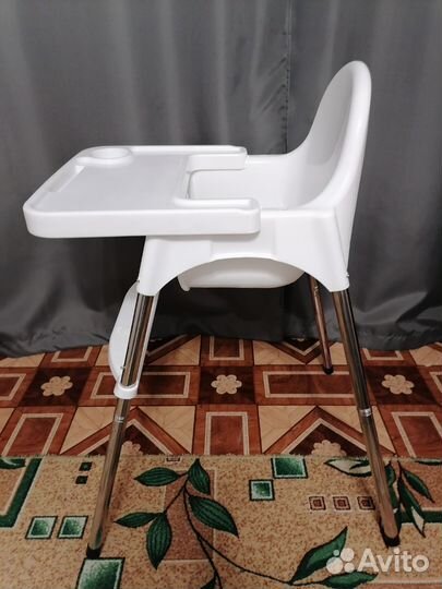 Стульчик для кормления IKEA с подножкой