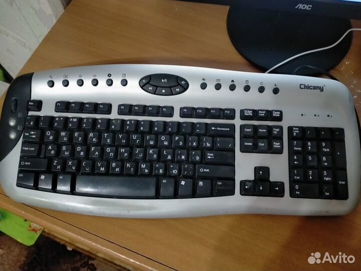 Монитор LG, клавиатура, мышка