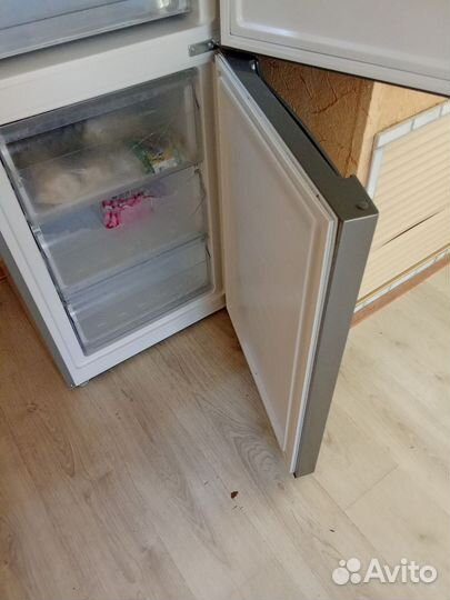 Холодильник