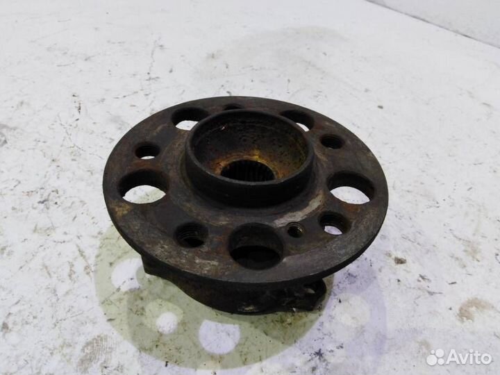 Ступица задняя Мерседес