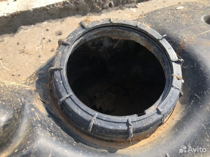 Бак топливный Renault Scenic 1996 1999