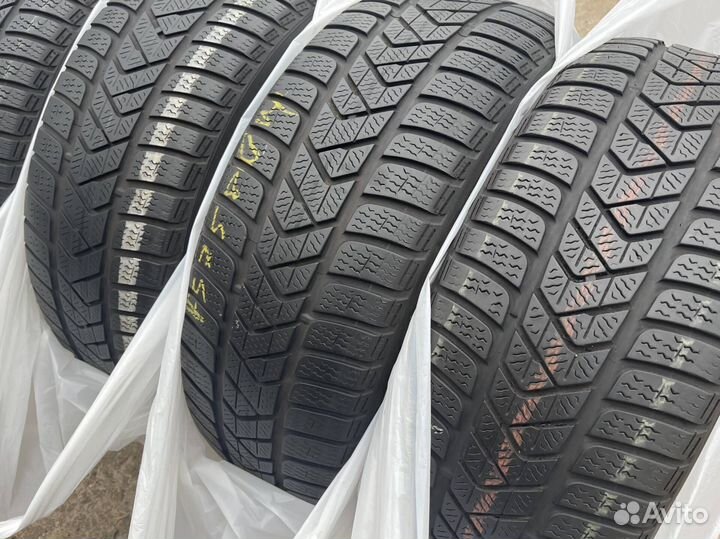 Pirelli Scorpion Winter 235/50 R18