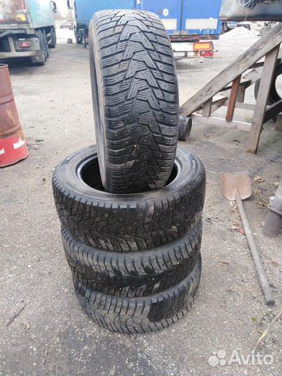 Hankook Winter I'Pike RS2 W429 235/55 R17 103T