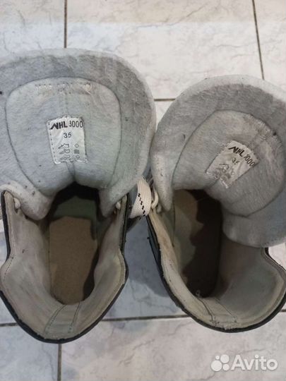 Коньки хоккейные 35 размер