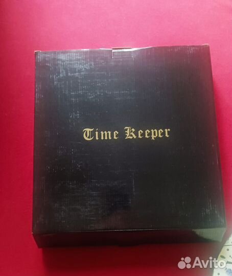 Часы настенные Time Keeper