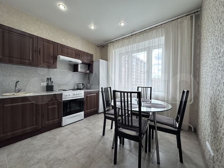 1-к. квартира, 35 м², 10/17 эт.