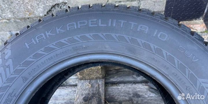 Nokian Tyres Hakkapeliitta 10 215/70 R16