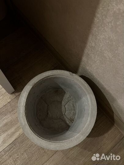 Бетонное кашпо loft