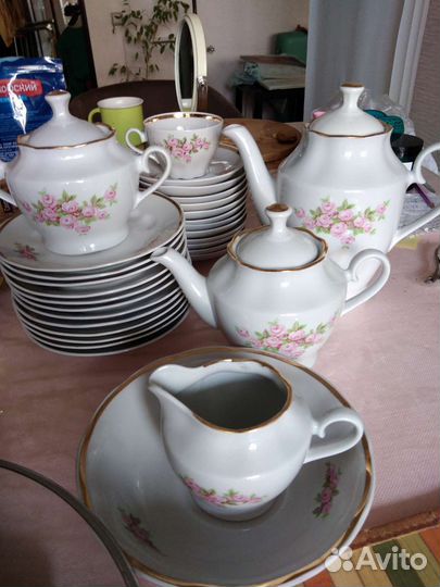 Сервиз чайно-кофейный СССР Рига на 12 персон