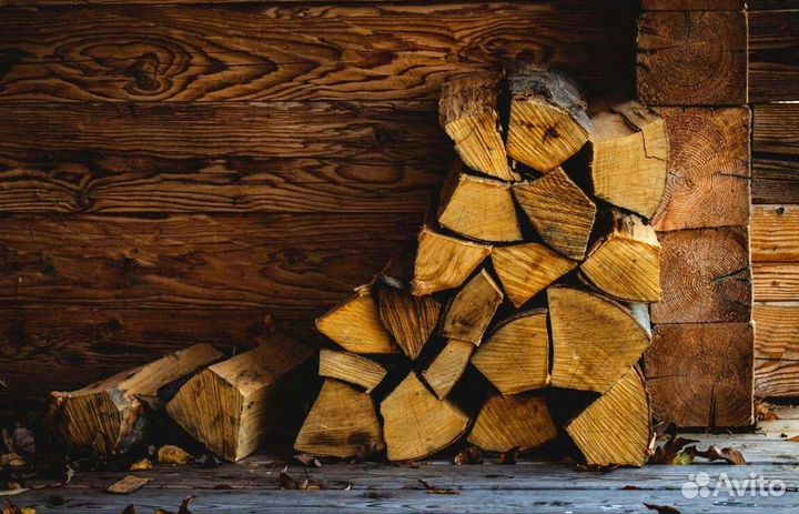 Дрова в дровник