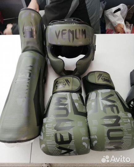 Комплект Venum Боксерские Перчатки Шлем Защита