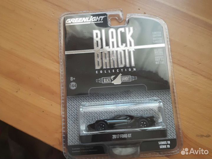 2017 Ford GT Black Bandit масштаб 1:64