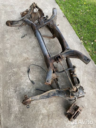 Подрамник задний в сборе Mitsubishi Lancer 10