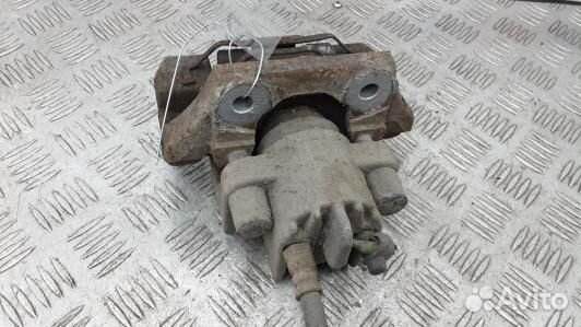 Суппорт тормозной задний правый BMW 5 E60/E61 (6DN