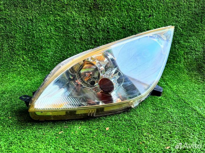 2005 фара на mitsubishi colt Z25A
